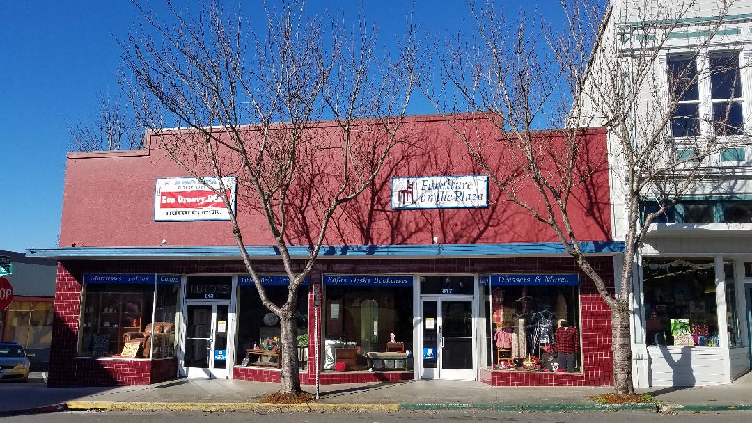 Ecogroovy Deals Location on the Plaza